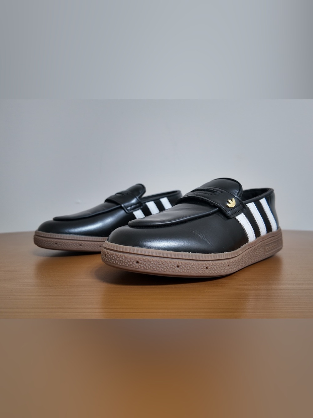 adidas Handball Spezial Loafer Slip-On Leather Black/White/Brown US women 6
